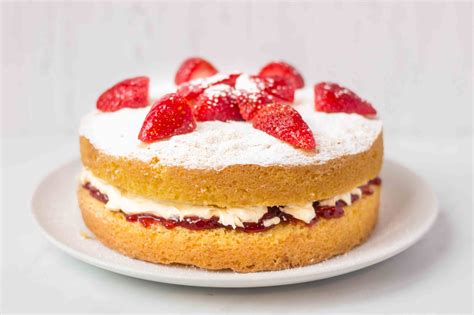 cvictoria cakes|Victoria Sandwich Cake Recipe .